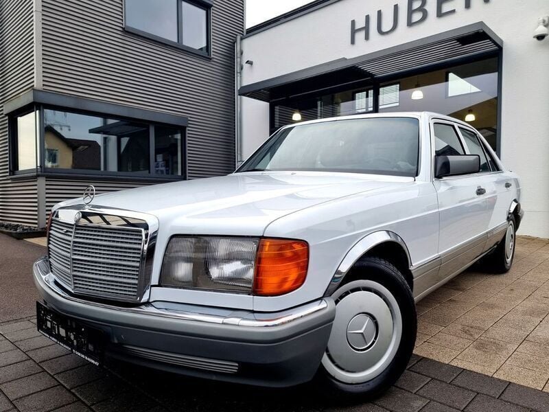 Weiß Gebraucht 1986 Mercedes 300 SE Limousine | 9.800 € - Bild 1/4