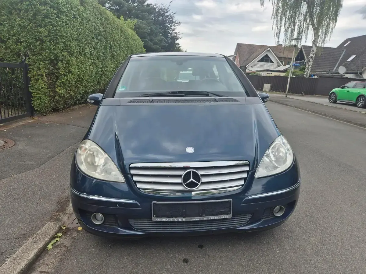 Gebraucht Mercedes A180 109 PS (80 kW) 2006 Blau Kleinwagen