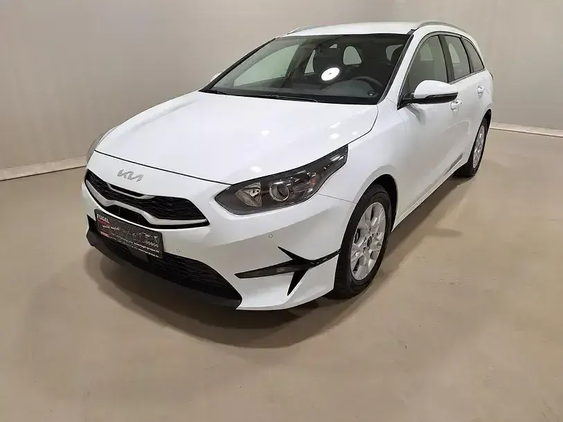 Neu Kia Ceed Sportswagon 140 PS (102 kW) 2025 Casa white Kombi