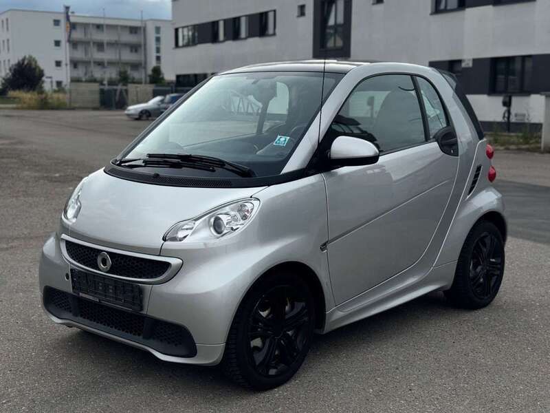 Silber Gebraucht 2013 Smart ForTwo Coupé Kleinwagen | 4.390 € (Superpreis) - Bild 1/4