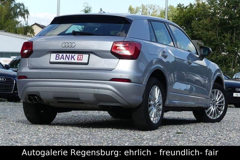 Gebraucht Audi Q2 Design 150 PS (110 kW) 2017 Silber SUV