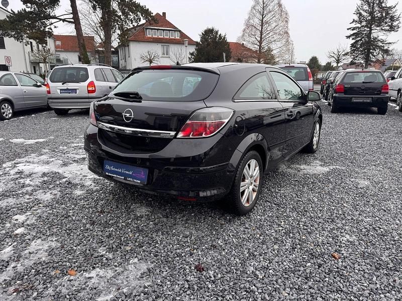 Gebraucht Opel Astra GTC Sport 115 PS (84 kW) 2010 Schwarz Coupé