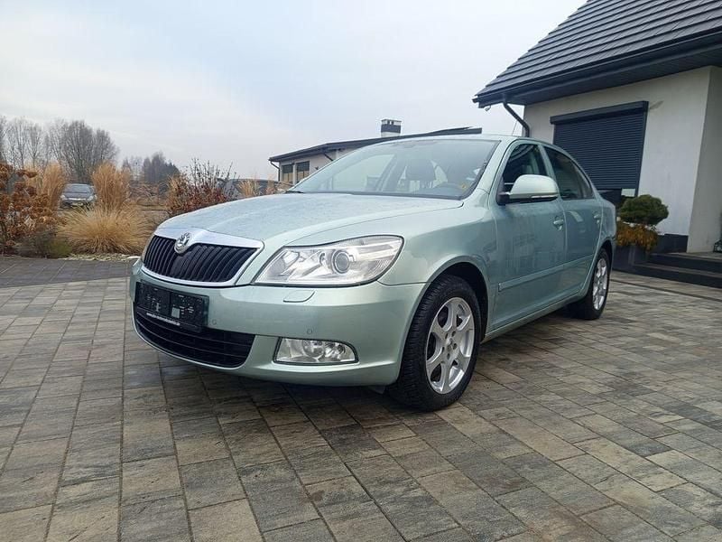 Gebraucht Skoda Octavia Elegance 160 PS (117 kW) 2010 Grün Limousine