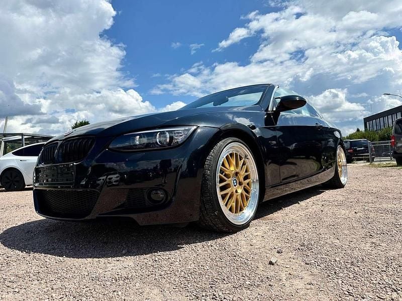Saphirschwarz Gebraucht 2007 BMW 325 Cabriolet M Sport Cabrio | 11.950 € (Teuer) - Bild 1/4