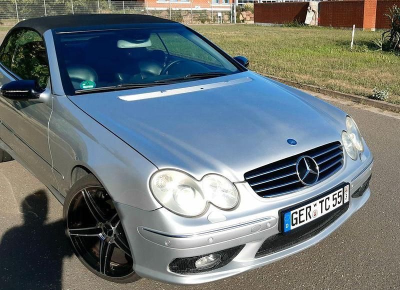 Gebraucht Mercedes CLK320 Elegance 218 PS (160 kW) 2004 Silber Cabrio