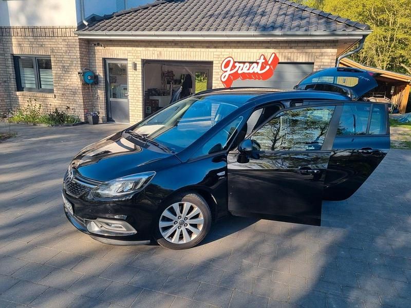 Gebraucht Opel Zafira Active 170 PS (125 kW) 2017 Schwarz Van / Kleinbus