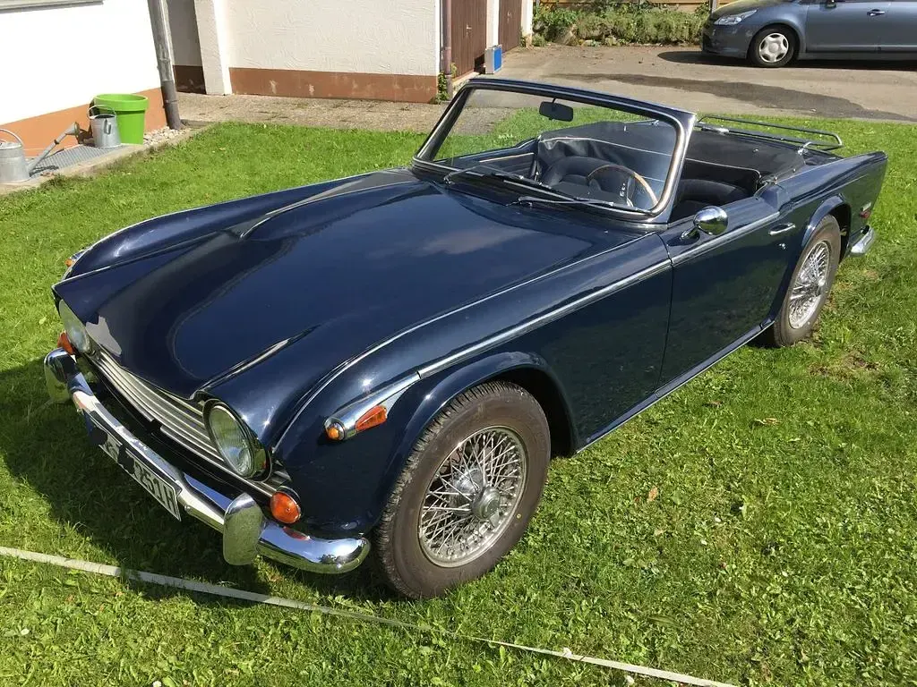 Gebraucht Triumph TR 250 95 PS (69 kW) 1968 Blau Cabrio