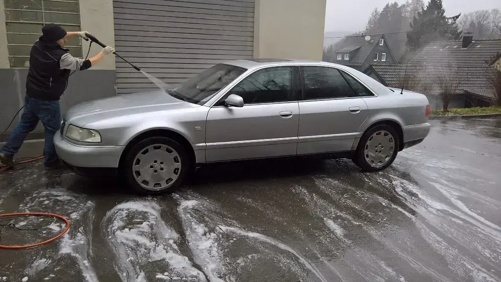 Gebraucht Audi A8 310 PS (228 kW) 1999 Silber Limousine