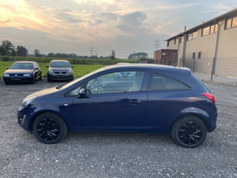 Gebraucht Opel Corsa Selection 87 PS (63 kW) 2014 Blau Kleinwagen