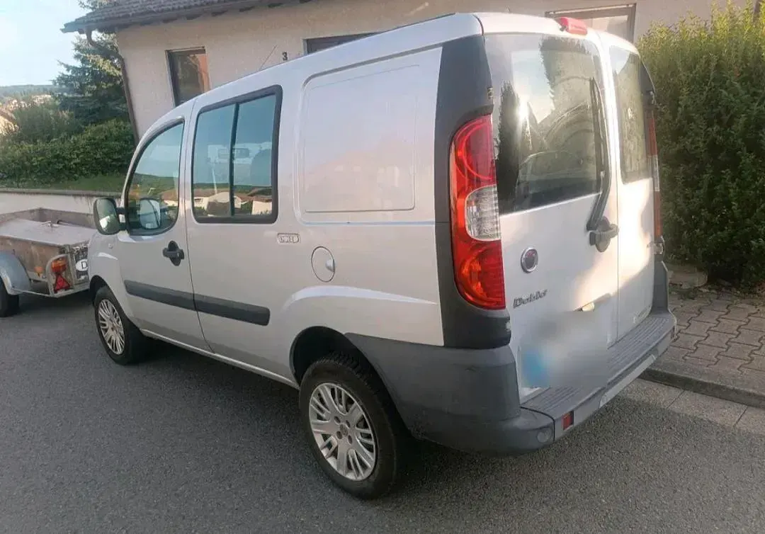 Gebraucht Fiat Doblò 105 PS (77 kW) 2008 Van / Kleinbus
