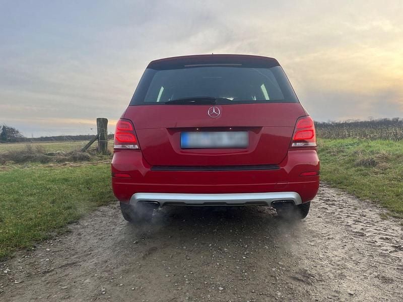 Gebraucht Mercedes GLK220 170 PS (125 kW) 2012 Rot SUV