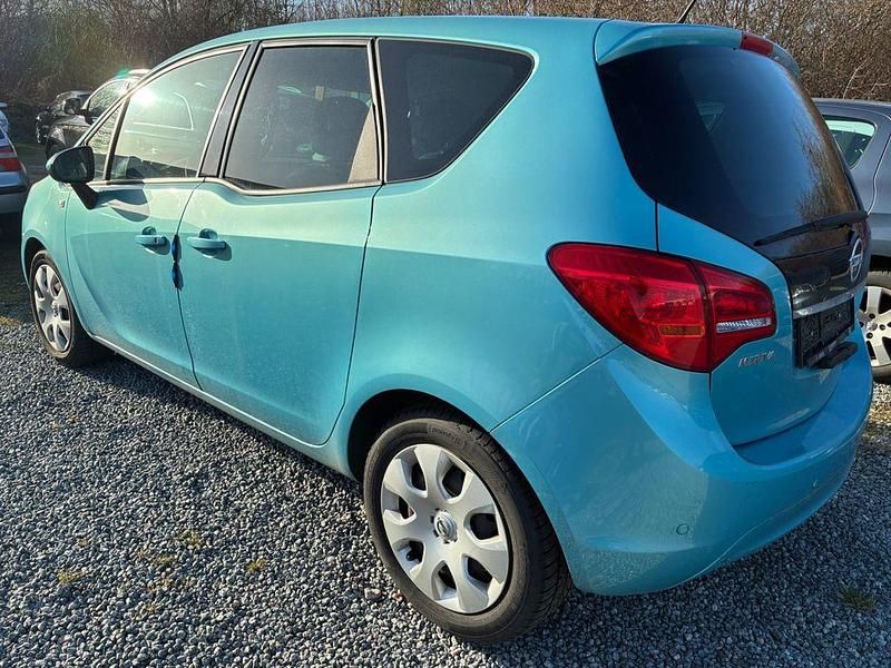 Gebraucht Opel Meriva Selection 101 PS (74 kW) 2010 Blau Van / Kleinbus