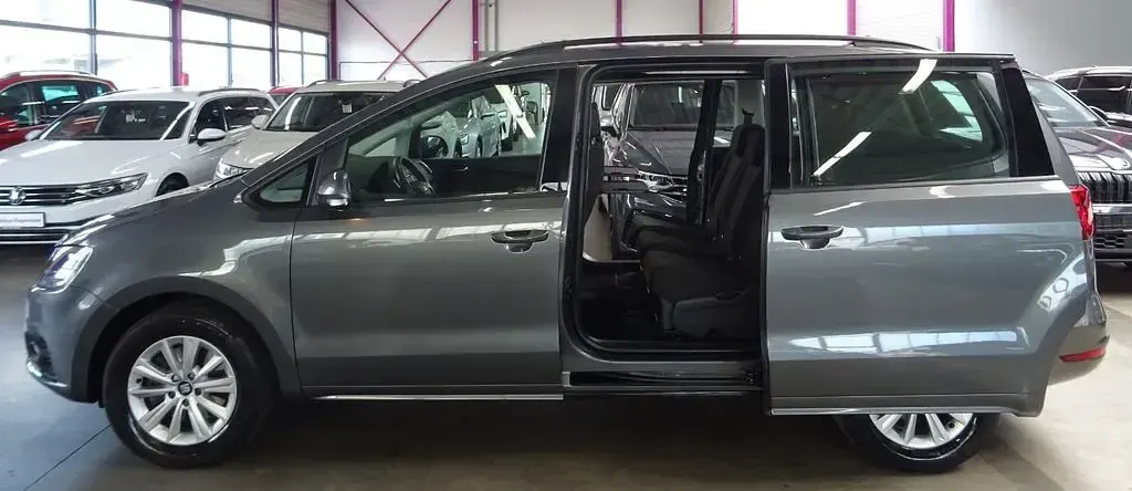 Gebraucht Seat Alhambra 150 PS (110 kW) 2022 Grau Van / Kleinbus