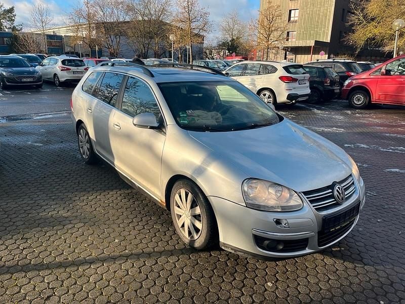 Gebraucht VW Golf V 122 PS (89 kW) 2008 Silber Kombi