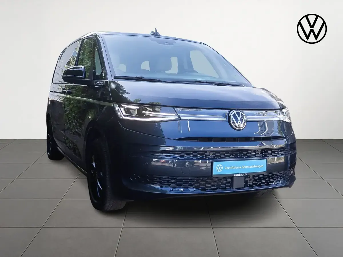 Gebraucht VW Multivan Style 150 PS (110 kW) 2025 Blau Van / Kleinbus