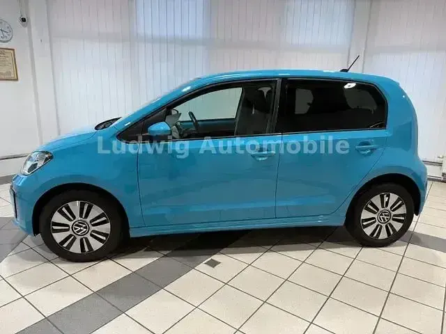 Usata VW e-up! 61 kW (83 CV) 2021 Blu Utilitaria
