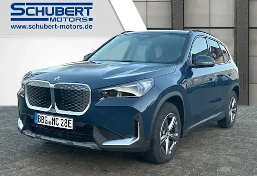 Gebraucht BMW iX1 Shadowline 150 kW (204 PS) 2025 Blau SUV