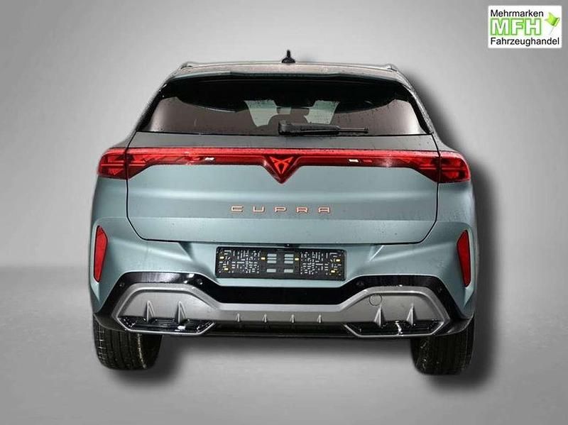 Neu Cupra Terramar Limited Edition 265 PS (194 kW) 2025 Enceladus grau matt SUV