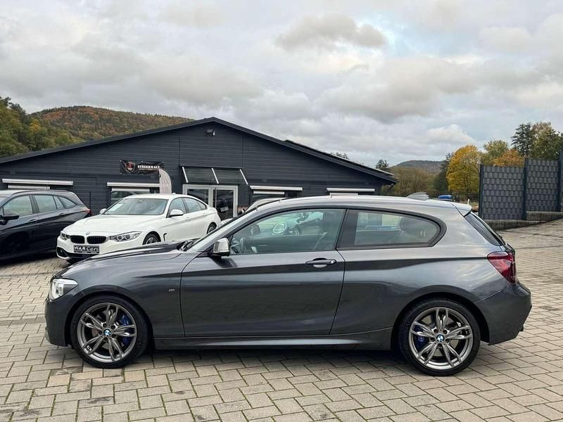 Gebraucht BMW 135 320 PS (235 kW) 2014 Mineralgrau metallic Kleinwagen