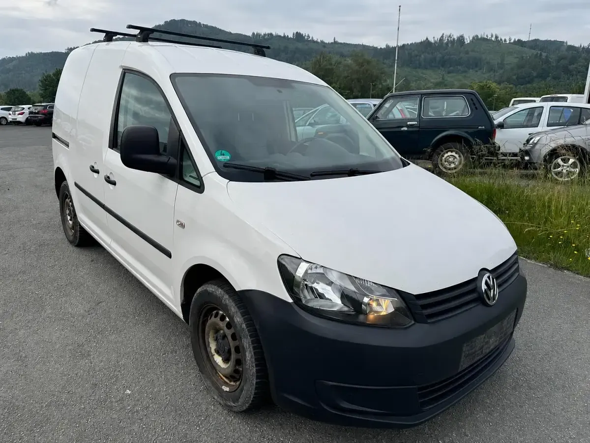 Gebraucht VW Caddy 102 PS (75 kW) 2013 Weiß Van / Kleinbus