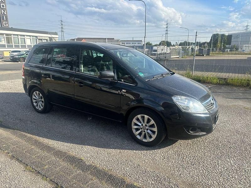 Gebraucht Opel Zafira 125 PS (91 kW) 2014 Schwarz Van / Kleinbus