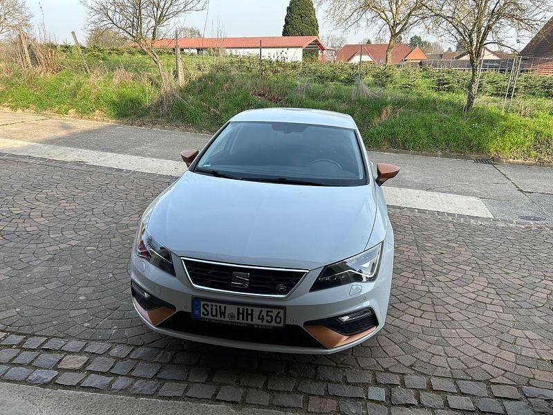 Gebraucht Seat Leon FR 150 PS (110 kW) 2020 Weiß Limousine