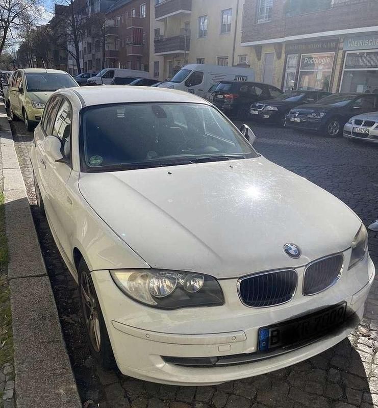 Gebraucht 2011 BMW 116 Kleinwagen | 6.450 € (Fairer Preis) - Bild 1/4
