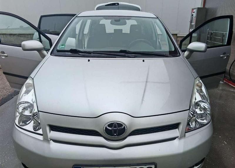 Gebraucht Toyota Corolla Sol 177 PS (130 kW) 2006 Silber Kombi