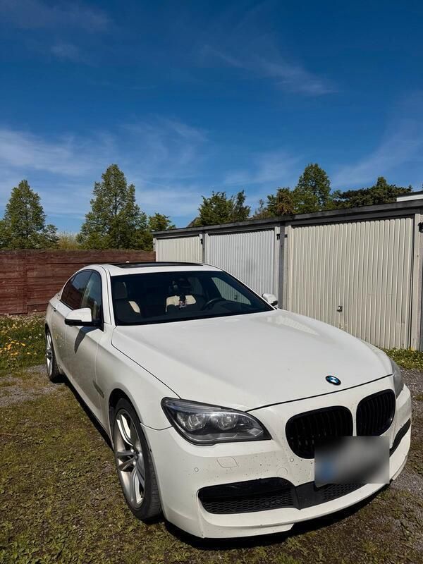 Weiß Gebraucht 2012 BMW ActiveHybrid 7 Limousine | 13.800 € - Bild 1/4