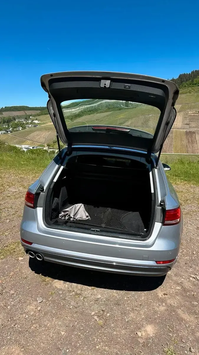 Gebraucht Audi A4 190 PS (139 kW) 2017 Blau Kombi