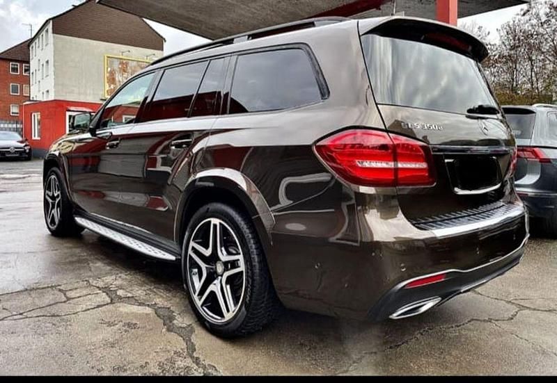 Braun Gebraucht 2016 Mercedes GLS350 AMG SUV | 42.500 € (Etwas zu teuer) - Bild 1/4
