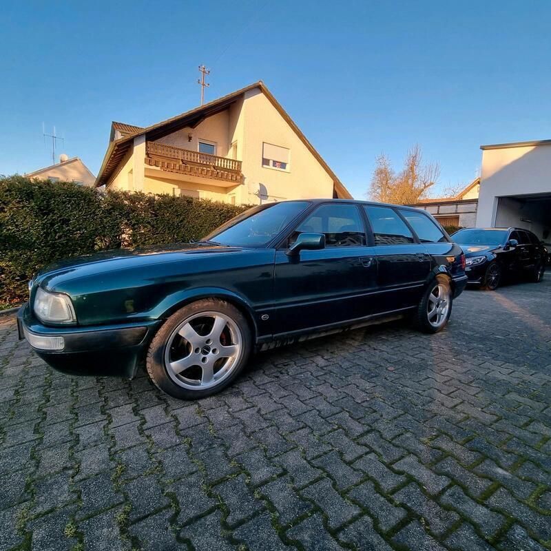 Grün Gebraucht 1995 Audi 80 Kombi | 2.299 € - Bild 1/4