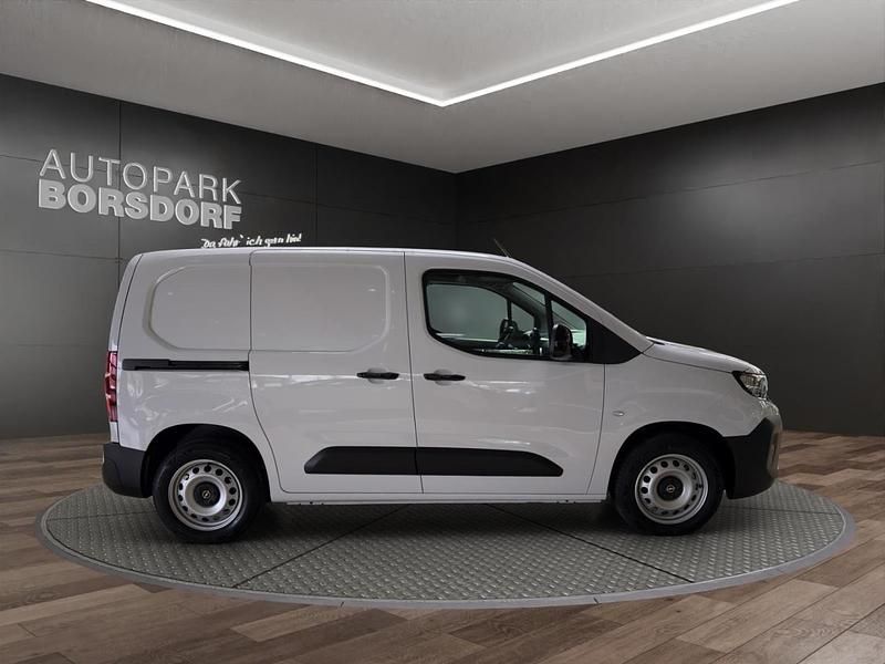 Neu Opel Combo Basis 131 PS (96 kW) 2025 Weiss Van