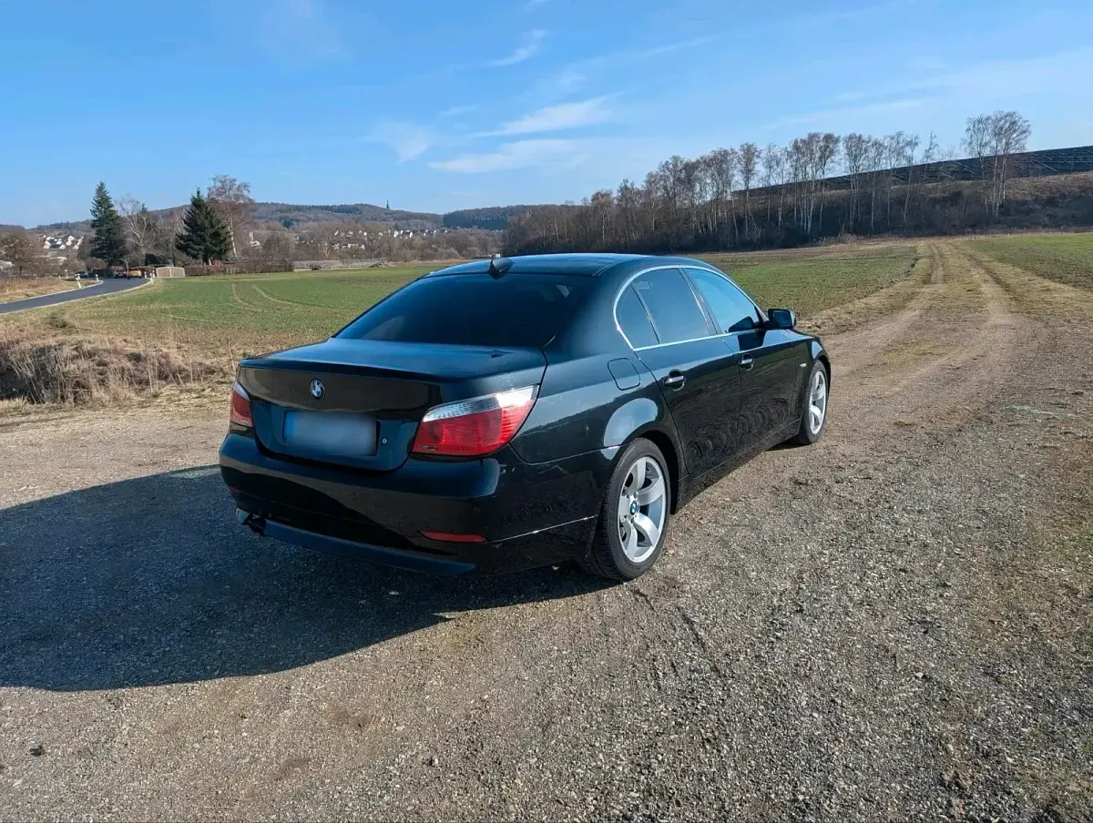 Gebraucht BMW 520 170 PS (125 kW) 2004 Schwarz Limousine