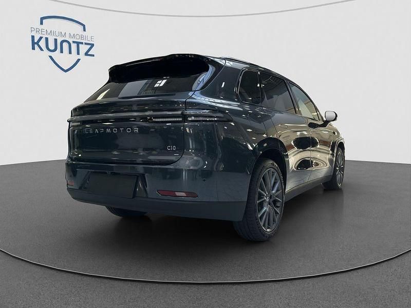 Neu Leapmotor C10 215 PS (158 kW) 2026 Canopy grey SUV