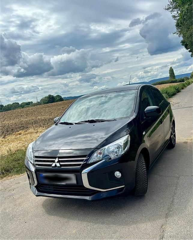 Schwarz Gebraucht 2023 Mitsubishi Space Star Select+ Kleinwagen | 14.900 € (Fairer Preis) - Bild 1/4