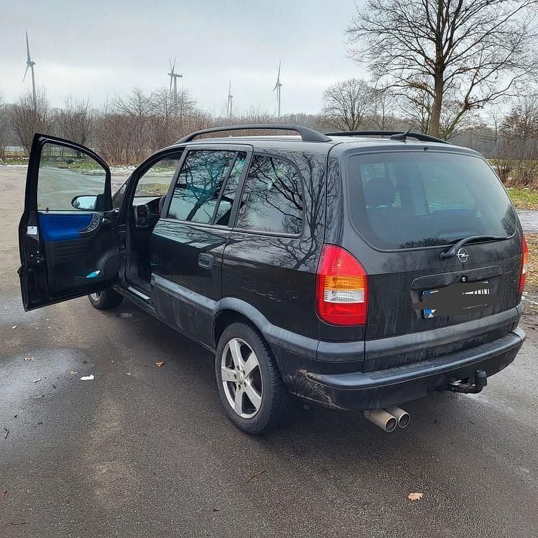 Gebraucht Opel Zafira 147 PS (108 kW) 2001 Schwarz Van / Kleinbus