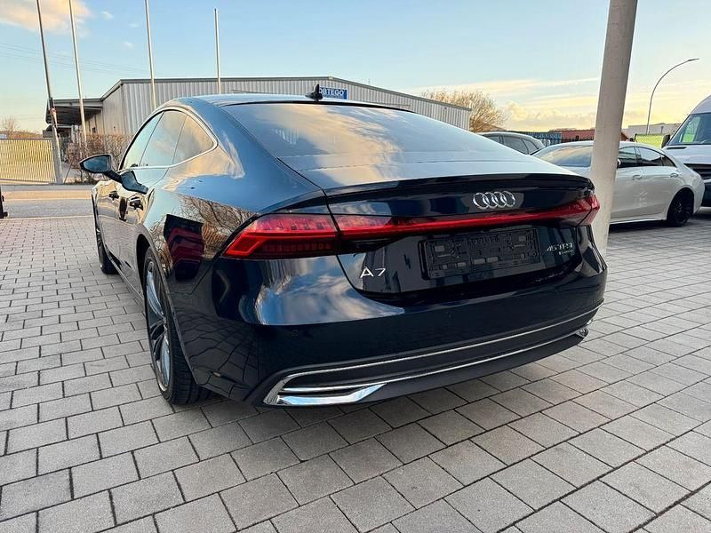 Gebraucht Audi A7 Sportback S-Line 265 PS (194 kW) 2023 Blau Kleinwagen