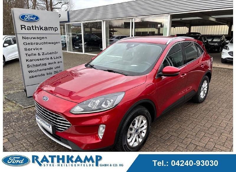 Gebraucht Ford Kuga Titanium 152 PS (111 kW) 2022 Lucidrot metallic (metallic) SUV