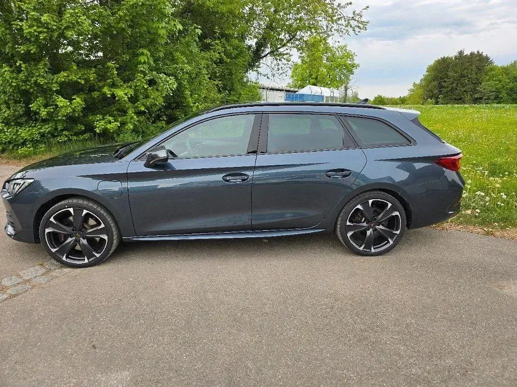 Usata Cupra Leon 245 CV (180 kW) 2021 Grigio Station wagon