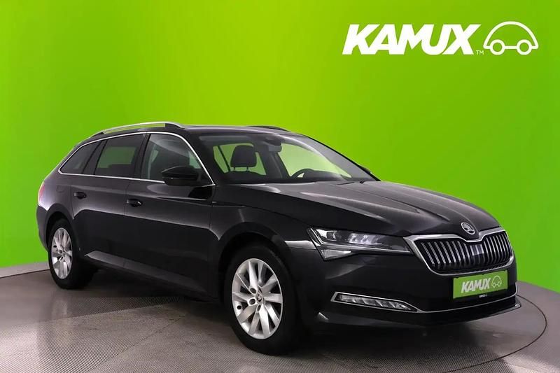 Schwarz Gebraucht 2023 Skoda Superb Kombi | 26.790 € (Superpreis) - Bild 1/4