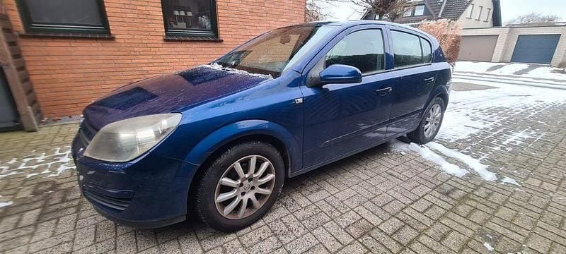 Blau Gebraucht 2004 Opel Astra Limousine | 999 € (Guter Preis) - Bild 1/4