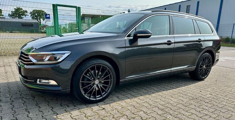 Grau Gebraucht 2018 VW Passat Comfortline Kombi | 16.500 € (Guter Preis) - Bild 1/4