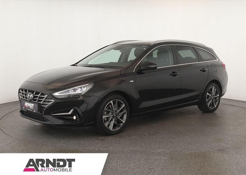 Schwarz Gebraucht 2023 Hyundai i30 Prime Kombi | 20.984 € (Guter Preis) - Bild 1/4