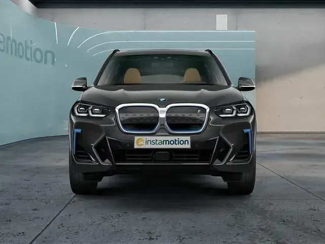 Gebraucht BMW iX3 M Sport 210 kW (286 PS) 2022 Grau SUV