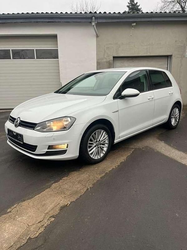 Gebraucht VW Golf VII Cup 86 PS (63 kW) 2014 Weiß Kleinwagen