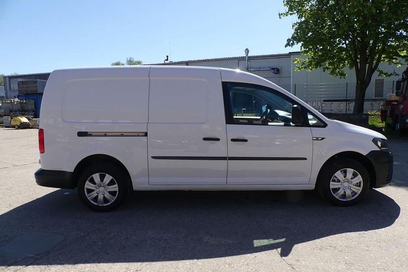 Usata VW Caddy 102 CV (75 kW) 2018 Bianco Monovolume