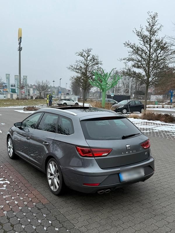 Gebraucht Seat Leon FR 184 PS (135 kW) 2017 Grau Kombi