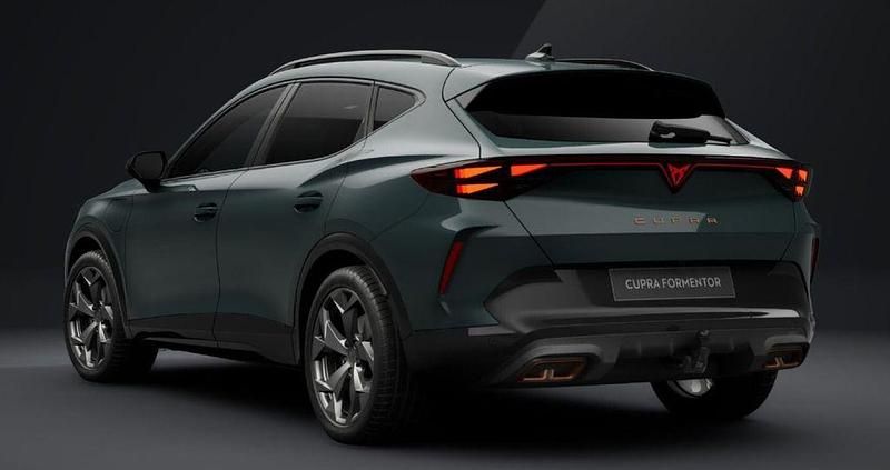 Neu Cupra Formentor 204 PS (150 kW) 2026 Blau SUV