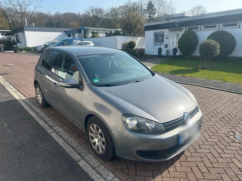 Gebraucht VW Golf VI 80 PS (58 kW) 2010 Silber Kleinwagen